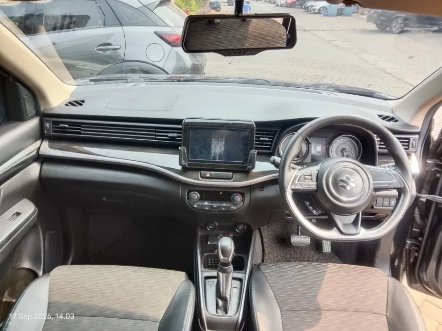 Foto Mobil Bekas Dashboard Suzuki XL7 1.5 Alpha tahun 2021