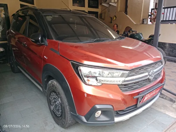 2021 Suzuki XL7 1.5 Alpha - Foto 1 dari 6