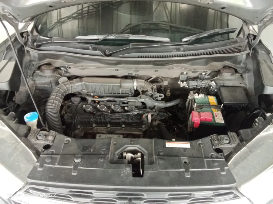 Foto Mobil Bekas Mesin Suzuki XL7 1.5 Alpha tahun 2021