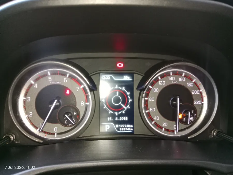 Foto Mobil Bekas Odometer Suzuki XL7 1.5 Alpha tahun 2021