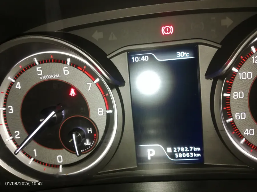 Foto Mobil Bekas Odometer Suzuki XL7 1.5 Alpha tahun 2022