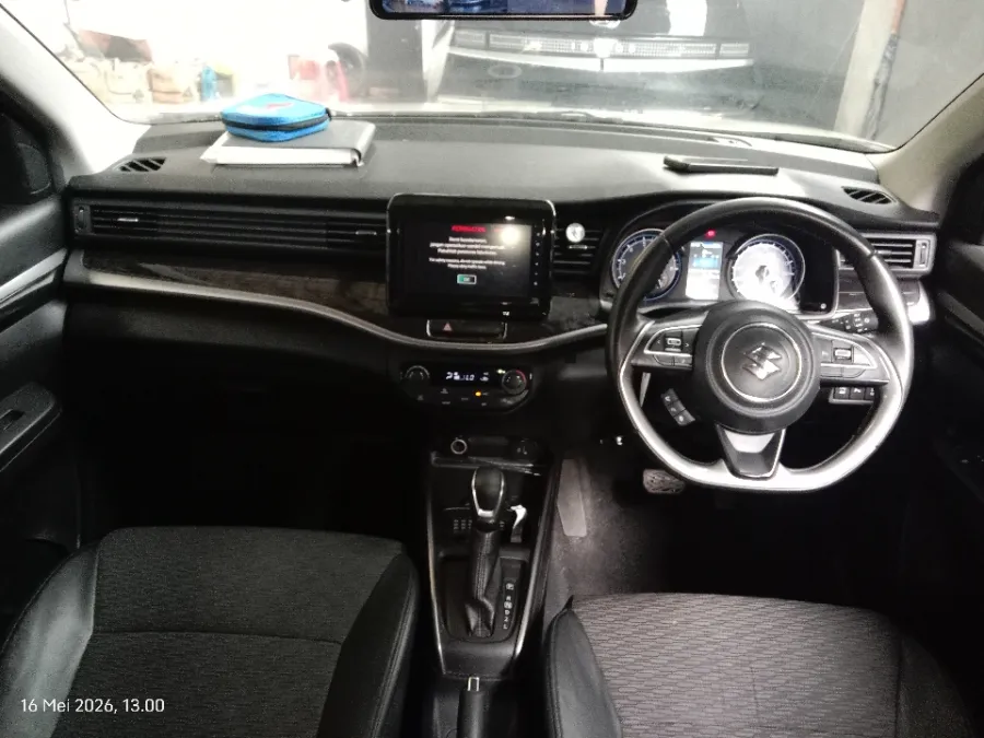Foto Mobil Bekas Dashboard Suzuki XL7 1.5 Alpha tahun 2023