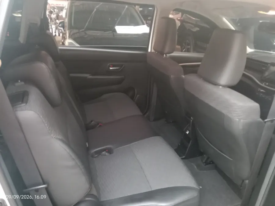 Foto Mobil Bekas Kabin Belakang Suzuki XL7 1.5 Alpha tahun 2023