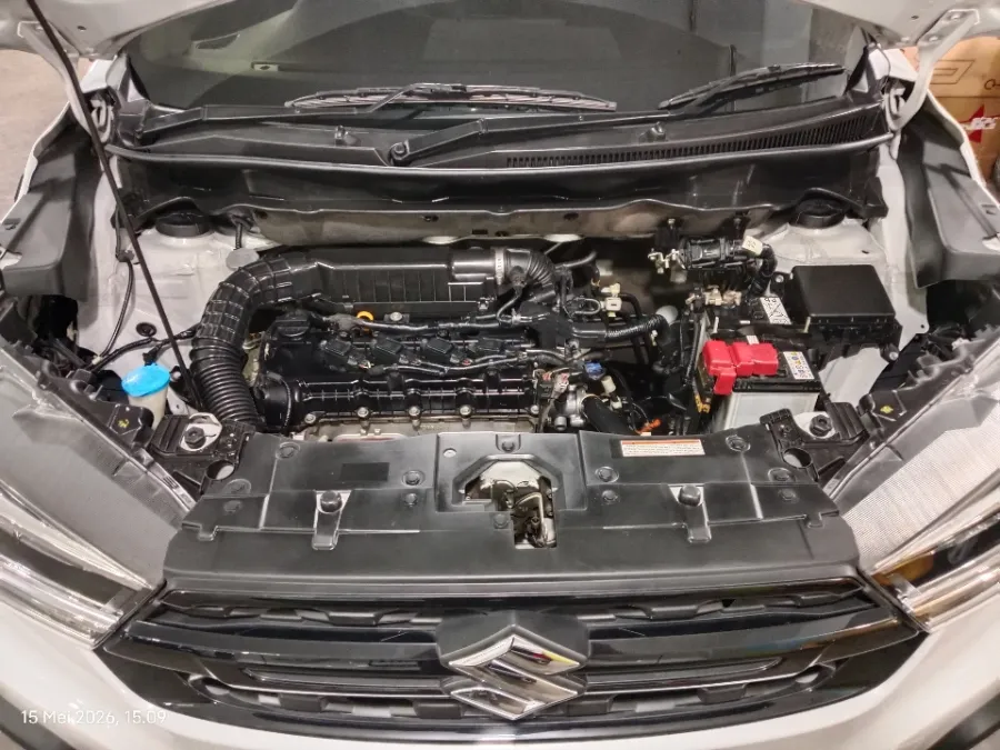 Foto Mobil Bekas Mesin Suzuki XL7 1.5 Alpha tahun 2023