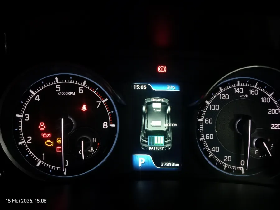 Foto Mobil Bekas Odometer Suzuki XL7 1.5 Alpha tahun 2023