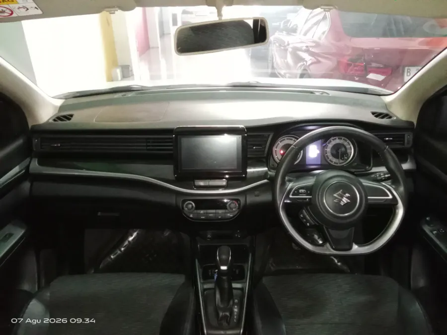 Foto Mobil Bekas Dashboard Suzuki XL7 1.5 Beta tahun 2020