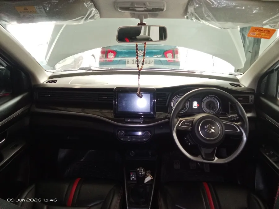 Foto Mobil Bekas Dashboard Suzuki XL7 1.5 Beta tahun 2021