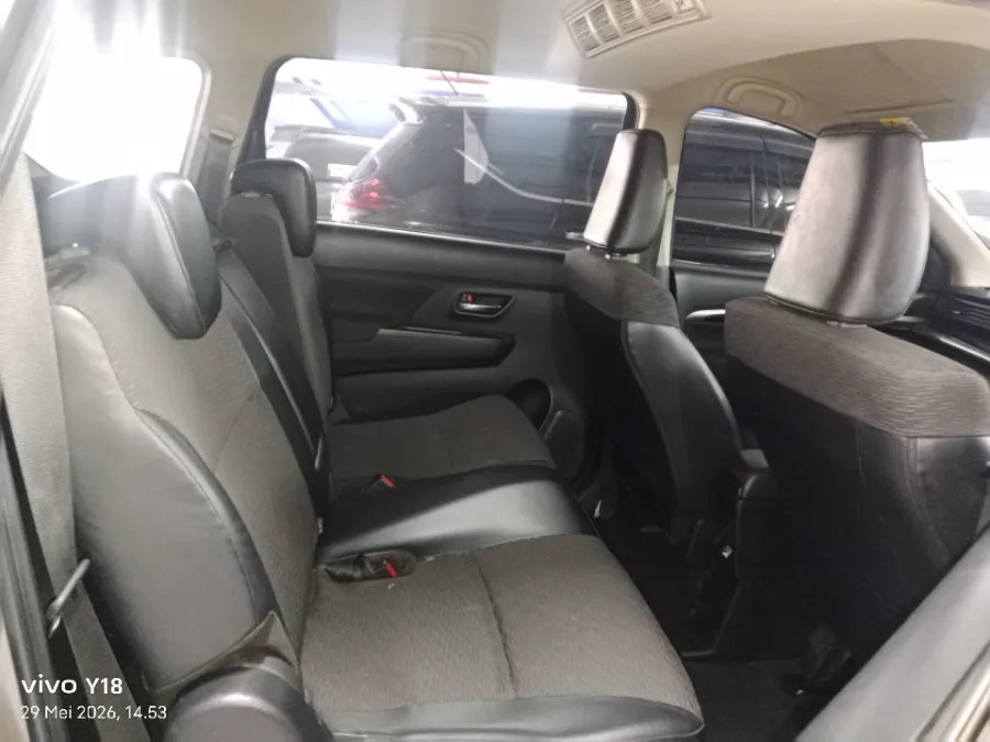 Foto Mobil Bekas Kabin Belakang Suzuki XL7 1.5 Beta tahun 2021