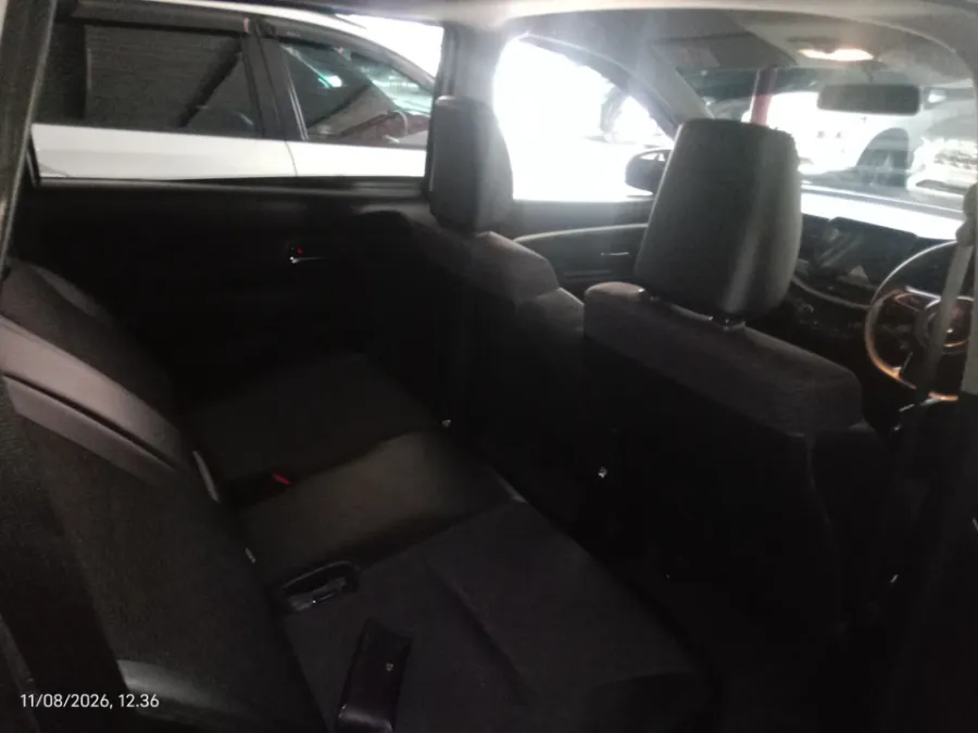 Foto Mobil Bekas Kabin Belakang Suzuki XL7 1.5 Beta tahun 2023