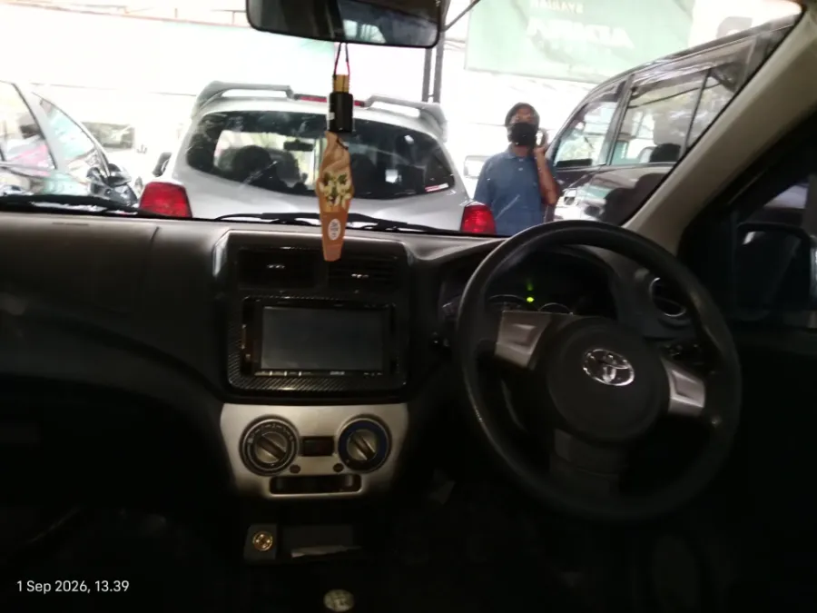 Foto Mobil Bekas Dashboard Toyota Agya 1.0 G tahun 2016