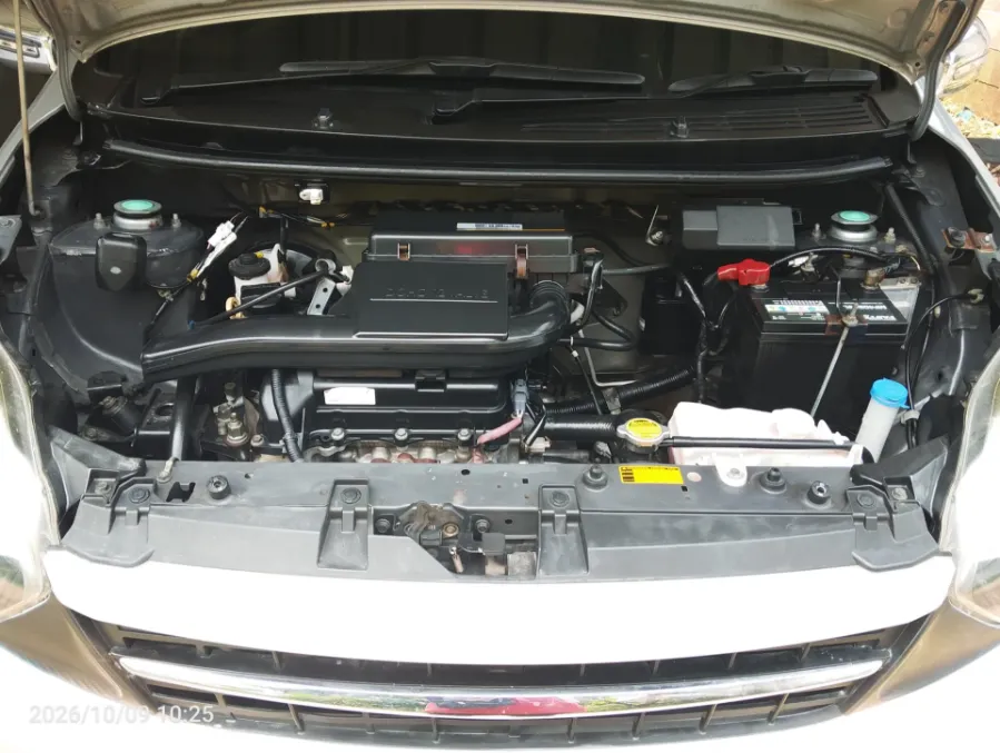 Foto Mobil Bekas Mesin Toyota Agya 1.0 G tahun 2016