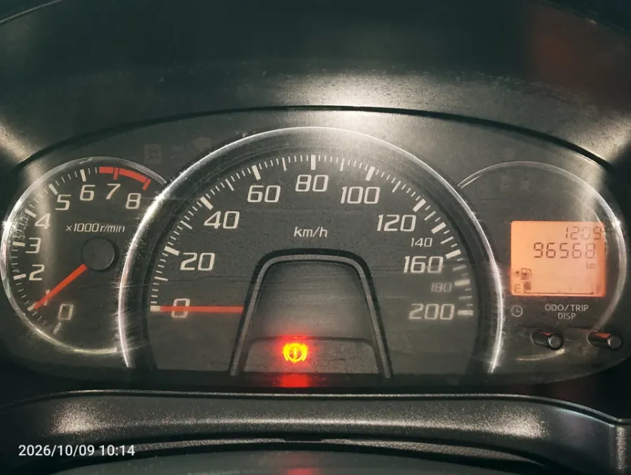 Foto Mobil Bekas Odometer Toyota Agya 1.0 G tahun 2016