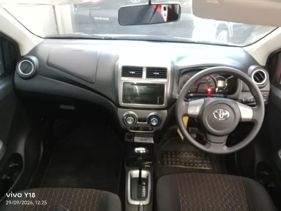 Foto Mobil Bekas Dashboard Toyota Agya 1.0 G tahun 2020