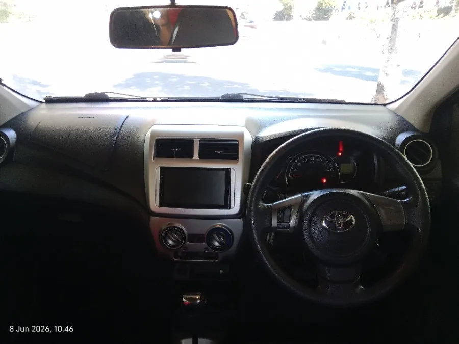 Foto Mobil Bekas Dashboard Toyota Agya 1.2 G tahun 2018