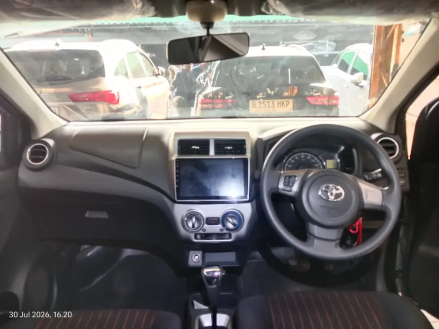 Foto Mobil Bekas Dashboard Toyota Agya 1.2 G tahun 2018