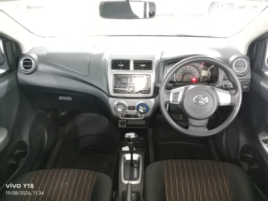 Foto Mobil Bekas Dashboard Toyota Agya 1.2 G tahun 2018