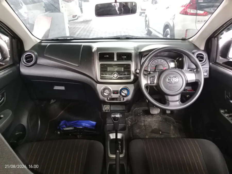 Foto Mobil Bekas Dashboard Toyota Agya 1.2 G tahun 2018