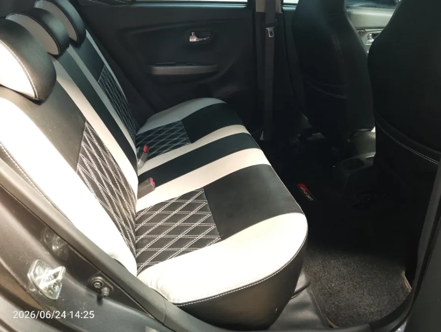 Foto Mobil Bekas Kabin Belakang Toyota Agya 1.2 G tahun 2018