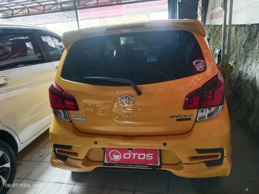Foto Mobil Bekas Tampak Belakang Toyota Agya 1.2 G tahun 2018