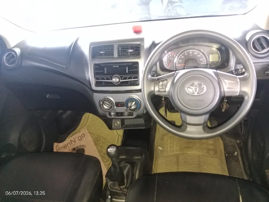 Foto Mobil Bekas Dashboard Toyota Agya 1.2 G tahun 2019