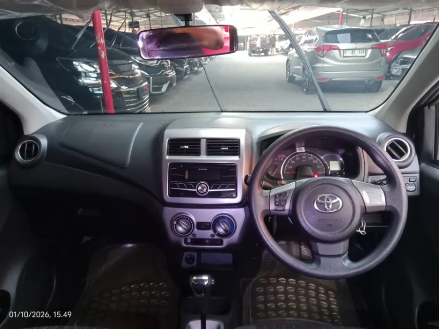 Foto Mobil Bekas Dashboard Toyota Agya 1.2 G tahun 2019