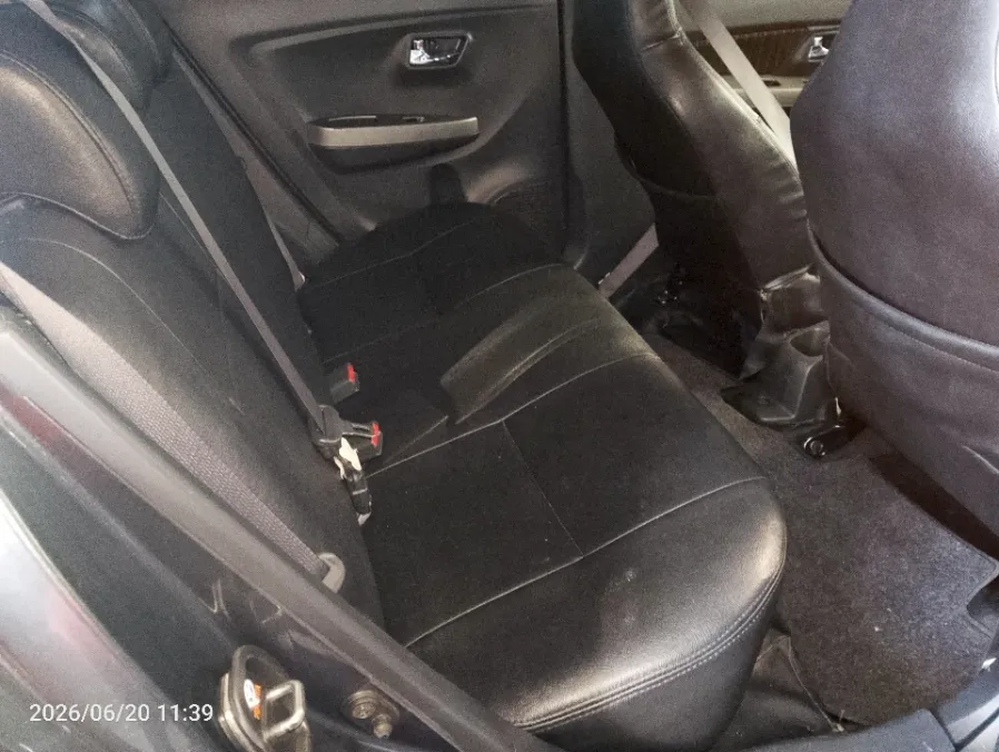 Foto Mobil Bekas Kabin Belakang Toyota Agya 1.2 G tahun 2019