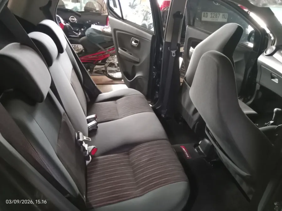 Foto Mobil Bekas Kabin Belakang Toyota Agya 1.2 G tahun 2019