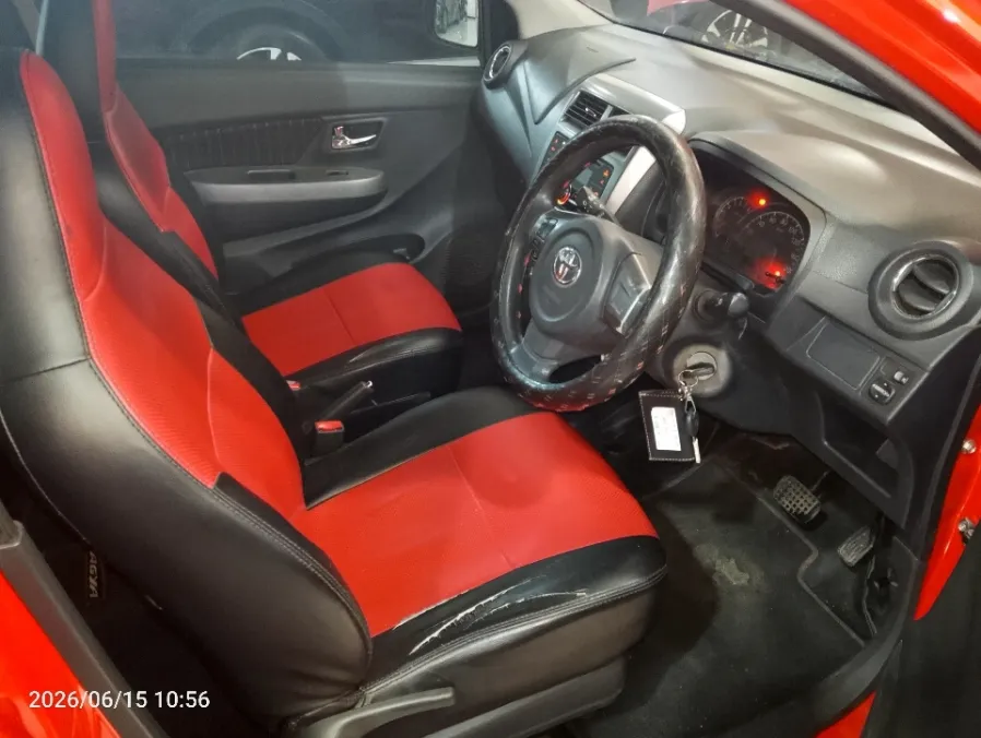 Foto Mobil Bekas Kabin Depan Toyota Agya 1.2 G tahun 2019