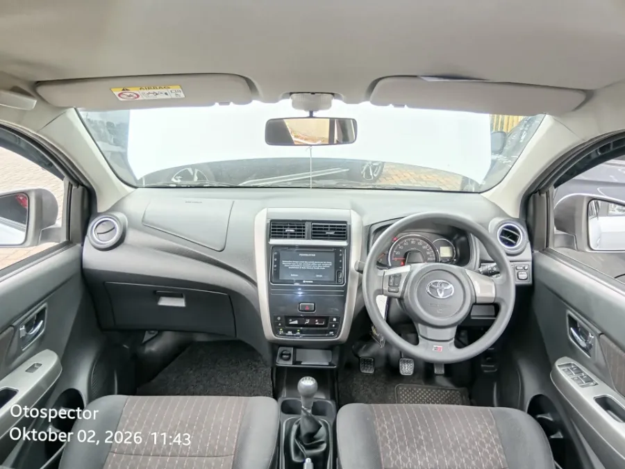 Foto Mobil Bekas Dashboard Toyota Agya 1.2 G tahun 2021