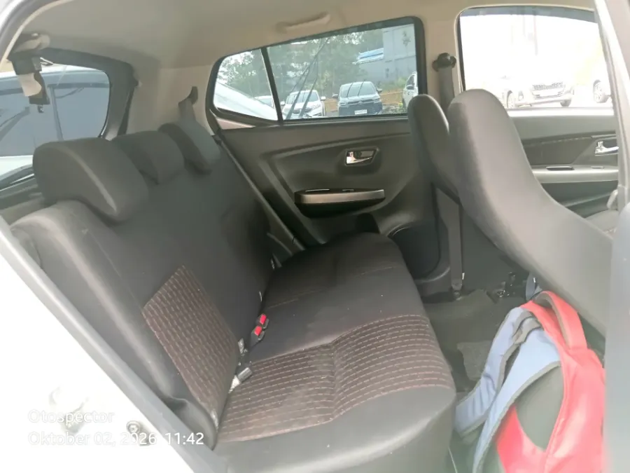 Foto Mobil Bekas Kabin Belakang Toyota Agya 1.2 G tahun 2021