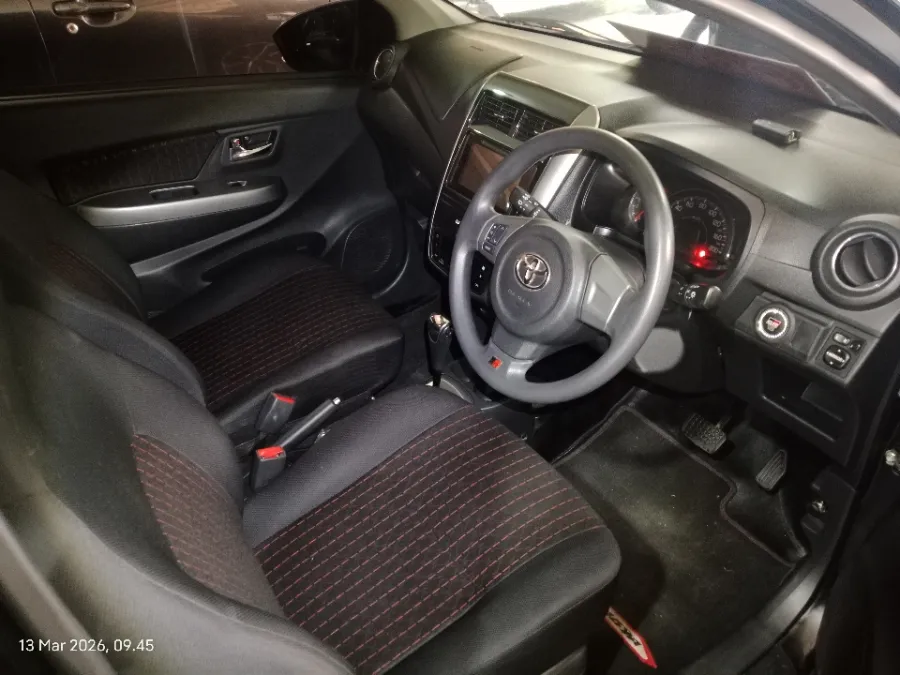 Foto Mobil Bekas Kabin Depan Toyota Agya 1.2 G tahun 2022