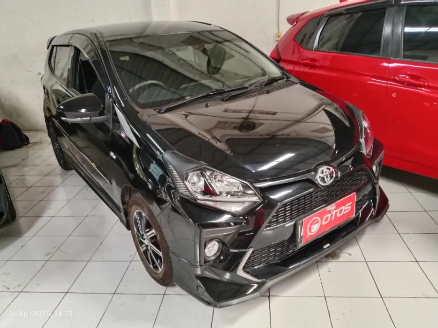 Foto Mobil Bekas Kanan Depan Toyota Agya 1.2 G tahun 2022
