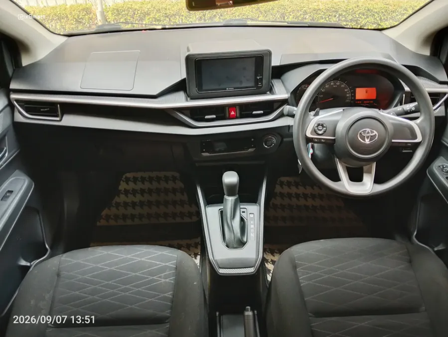 Foto Mobil Bekas Dashboard Toyota Agya 1.2 G tahun 2023