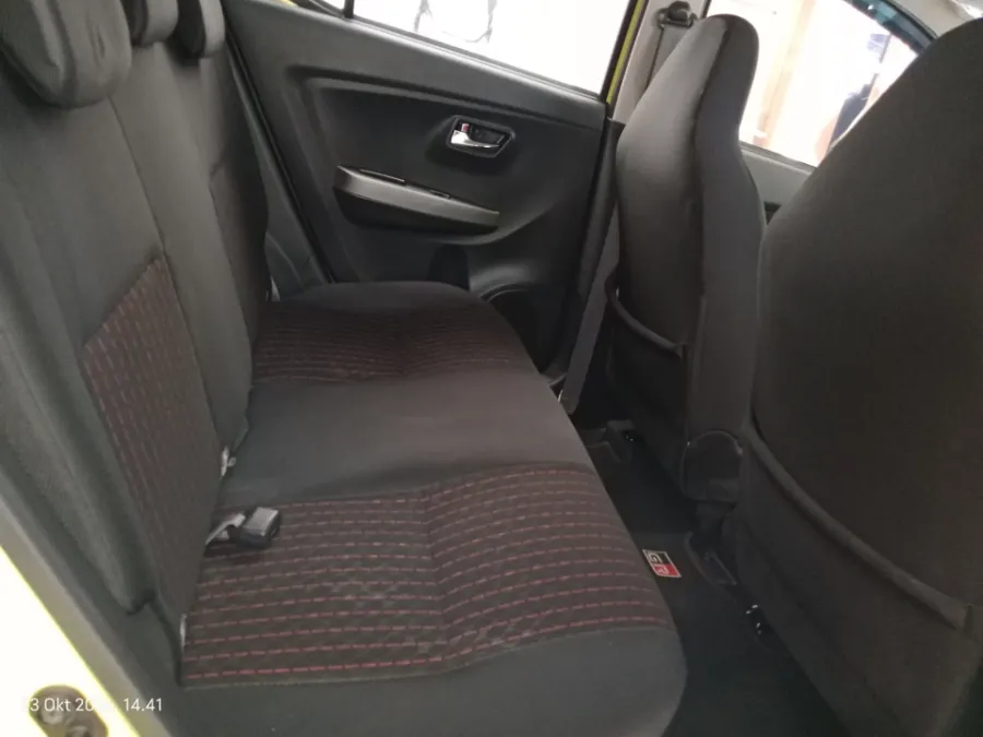 Foto Mobil Bekas Kabin Belakang Toyota Agya 1.2 G tahun 2023