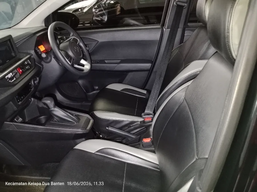 Foto Mobil Bekas Kabin Depan Toyota Agya 1.2 G tahun 2023