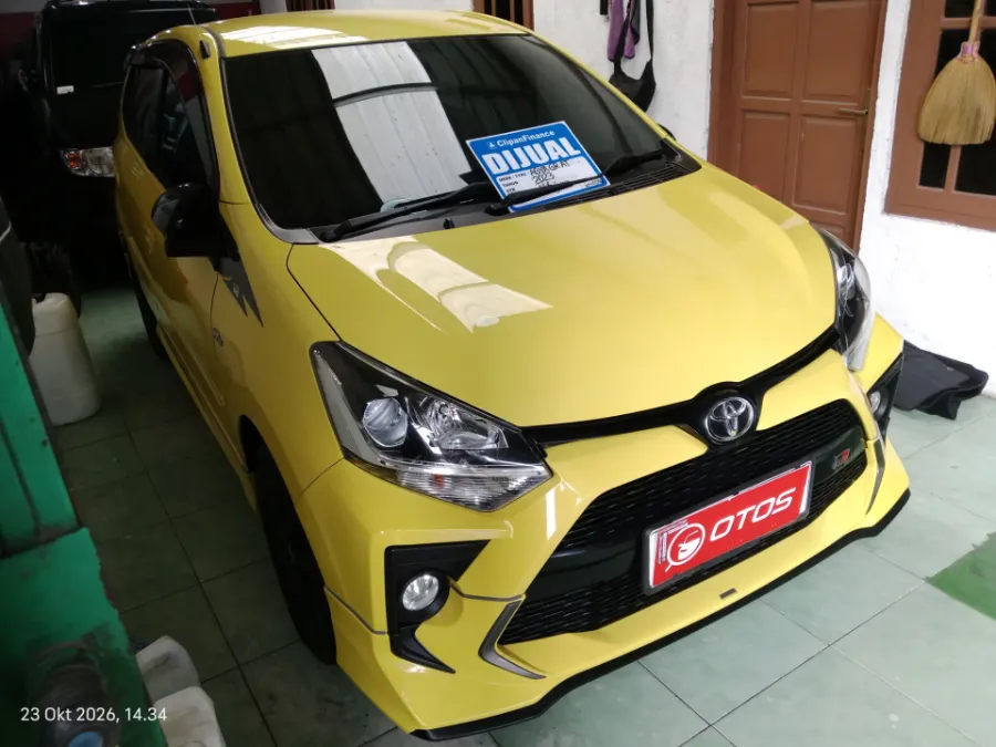 Foto Mobil Bekas Kanan Depan Toyota Agya 1.2 G tahun 2023