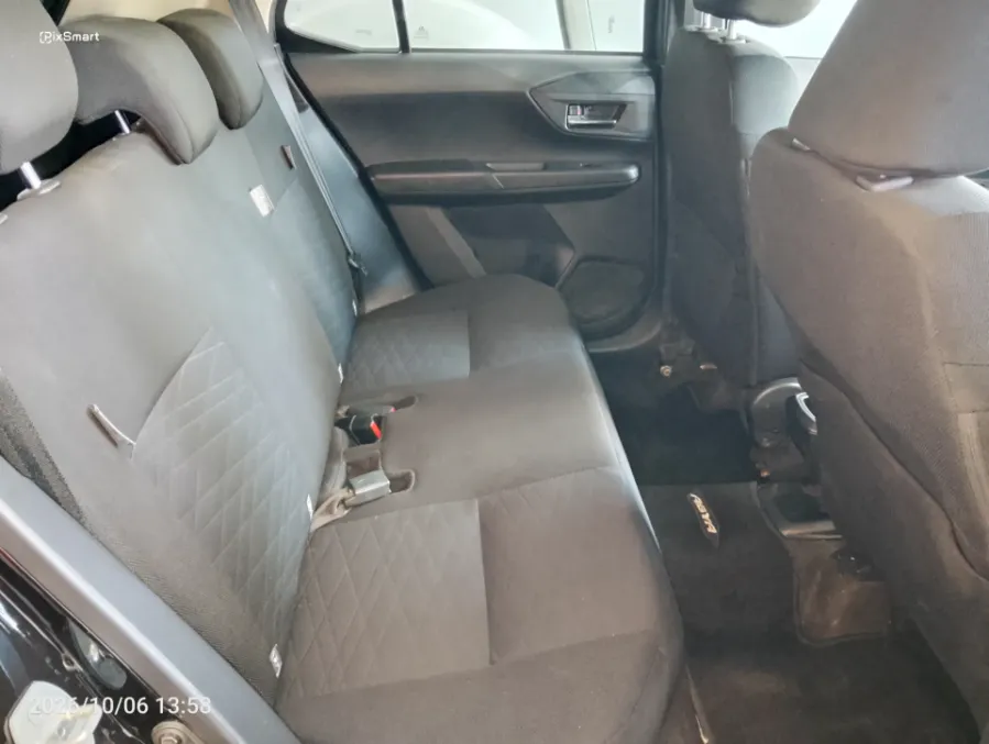Foto Mobil Bekas Kabin Belakang Toyota Agya 1.2 G tahun 2024