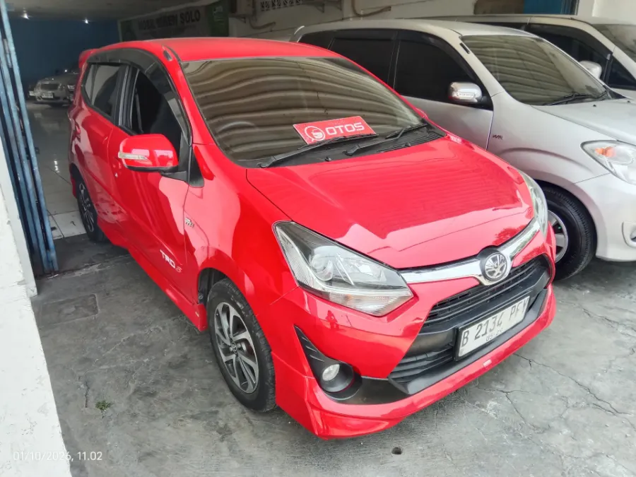 Foto Mobil Bekas Kanan Depan Toyota Agya 1.2 G TRD tahun 2019