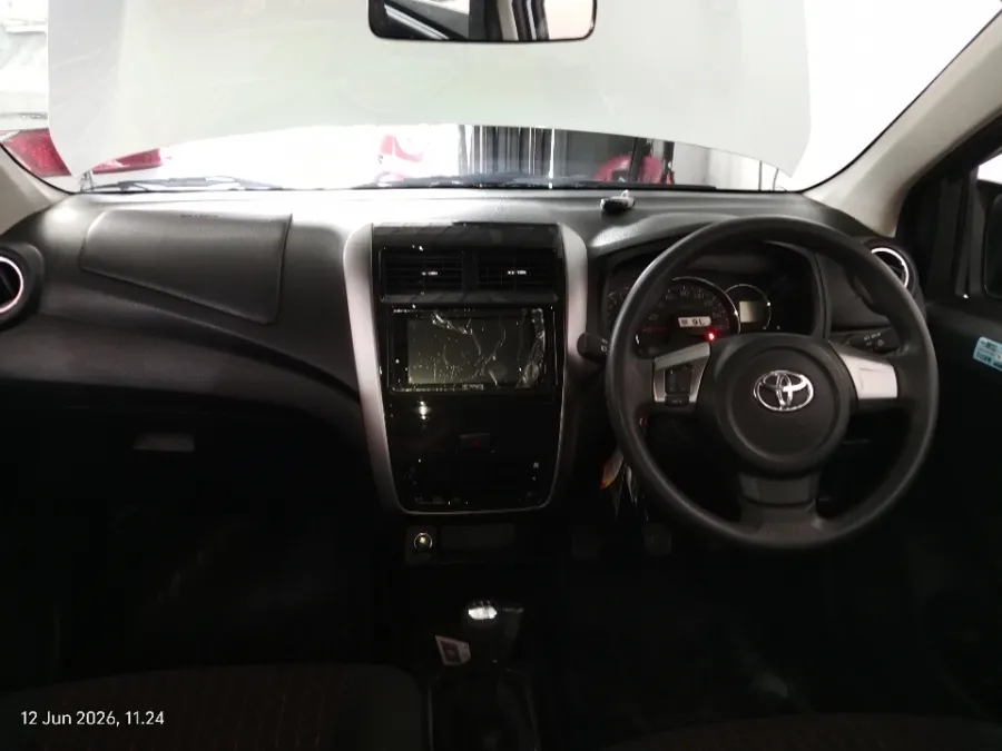 Foto Mobil Bekas Dashboard Toyota Agya 1.2 G TRD tahun 2021