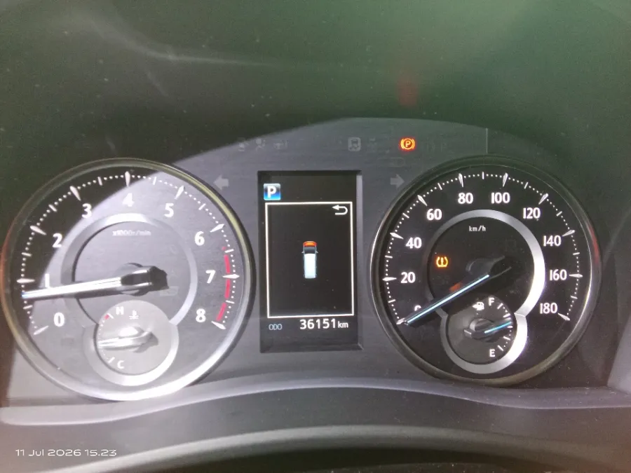 Foto Mobil Bekas Odometer Toyota Alphard 2.0 tahun 2020