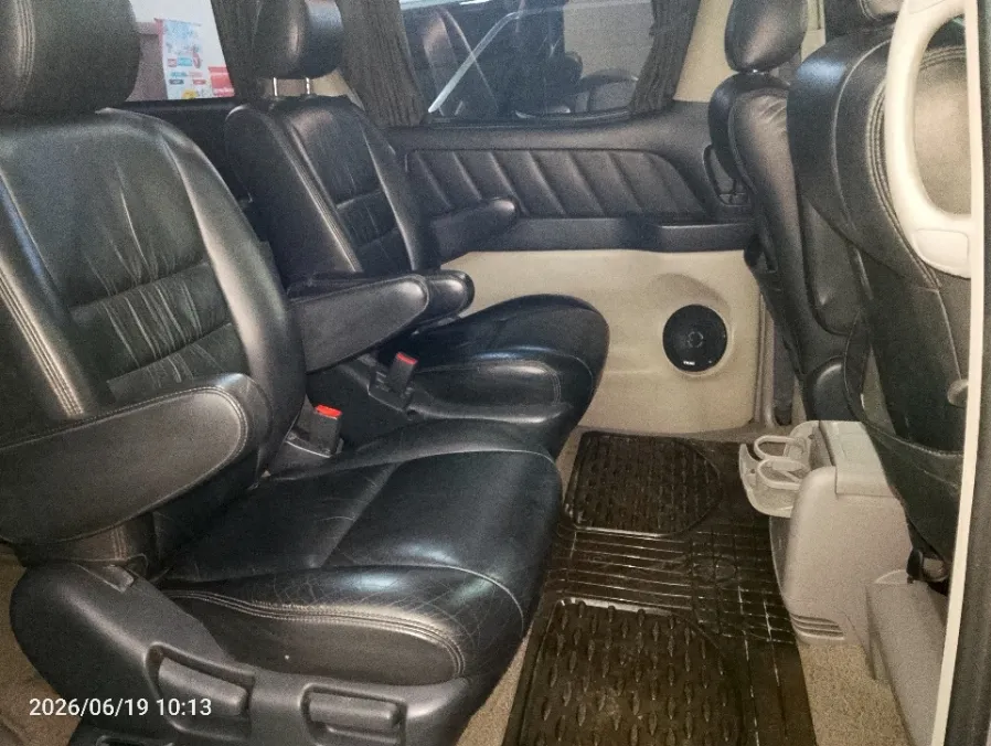 Foto Mobil Bekas Kabin Belakang Toyota Alphard 2.4 tahun 2007