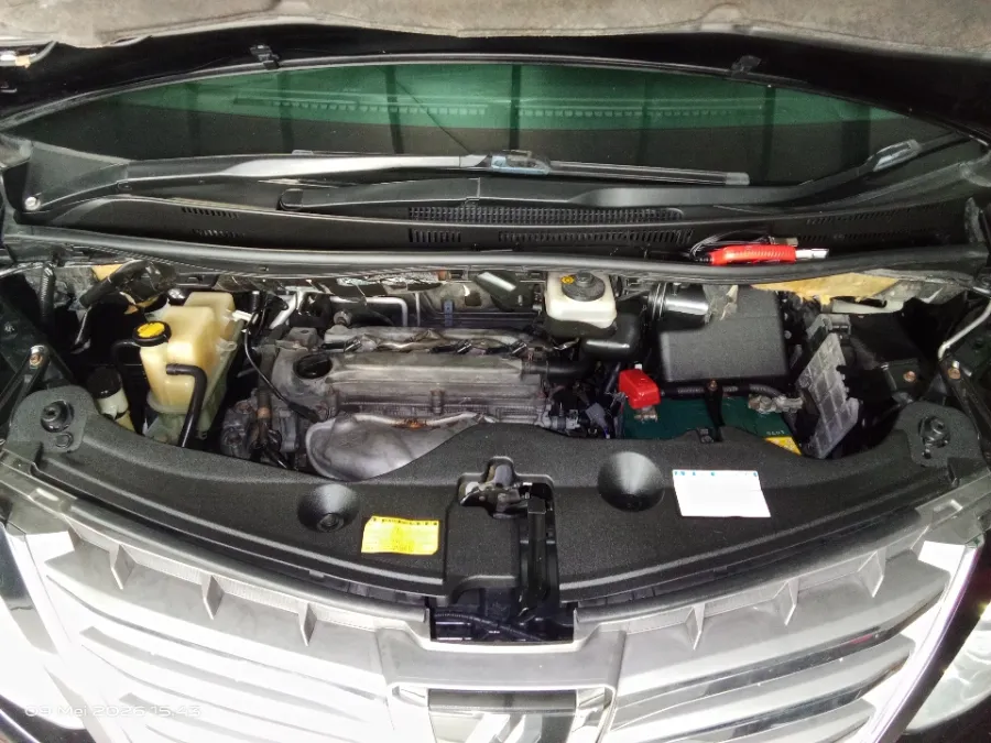 Foto Mobil Bekas Mesin Toyota Alphard 2.4 G tahun 2013