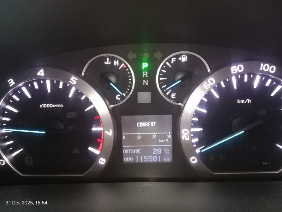 Foto Mobil Bekas Odometer Toyota Alphard 2.4 G tahun 2013