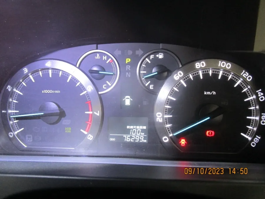 Foto Mobil Bekas Odometer Toyota Alphard 2.4 SC tahun 2014