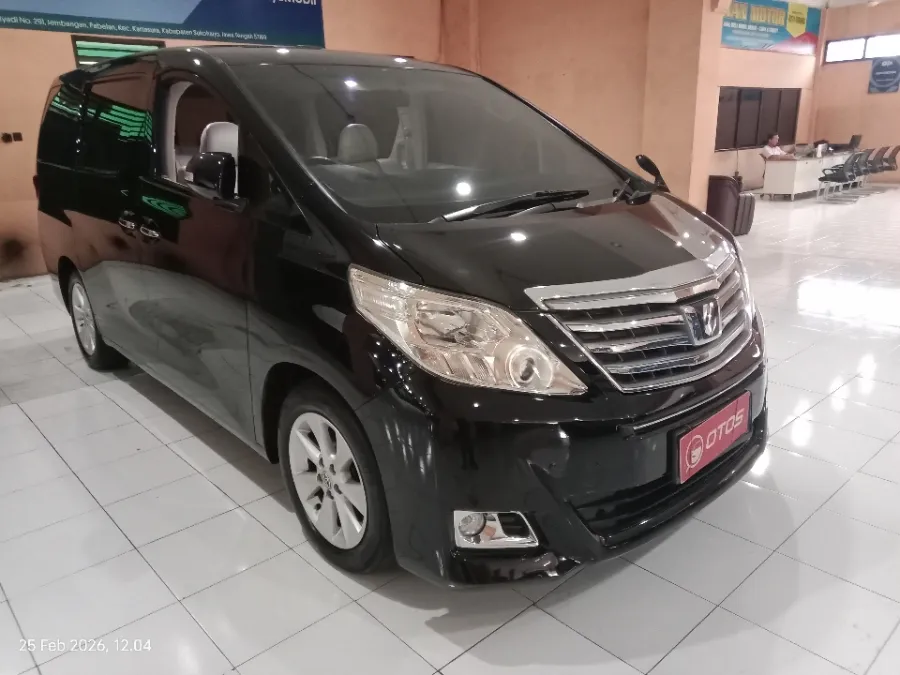 Foto Mobil Bekas Kanan Depan Toyota Alphard 2.4 X tahun 2014