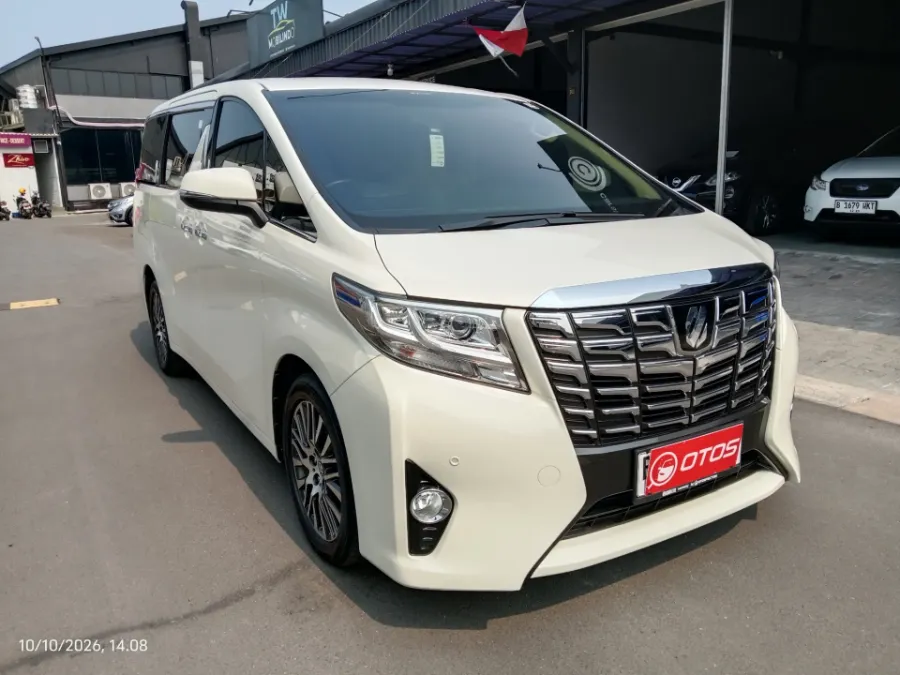Foto Mobil Bekas Kanan Depan Toyota Alphard 2.4 X tahun 2016