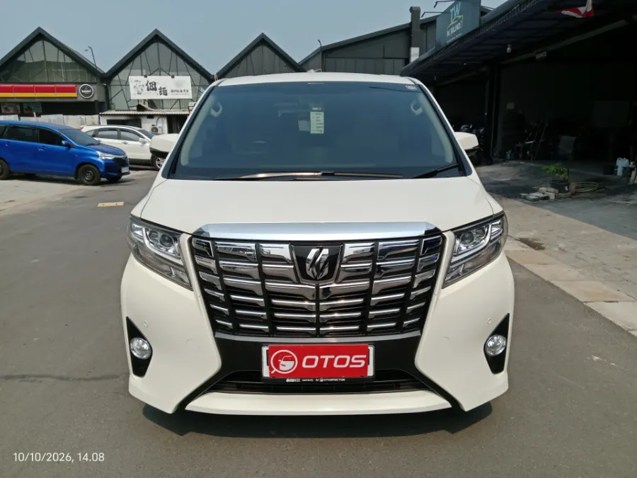 Foto Mobil Bekas Tampak Depan Toyota Alphard 2.4 X tahun 2016