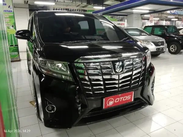 2015 Toyota Alphard 2.5 G