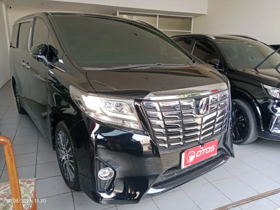 Foto Mobil Bekas Kanan Depan Toyota Alphard 2.5 G tahun 2016