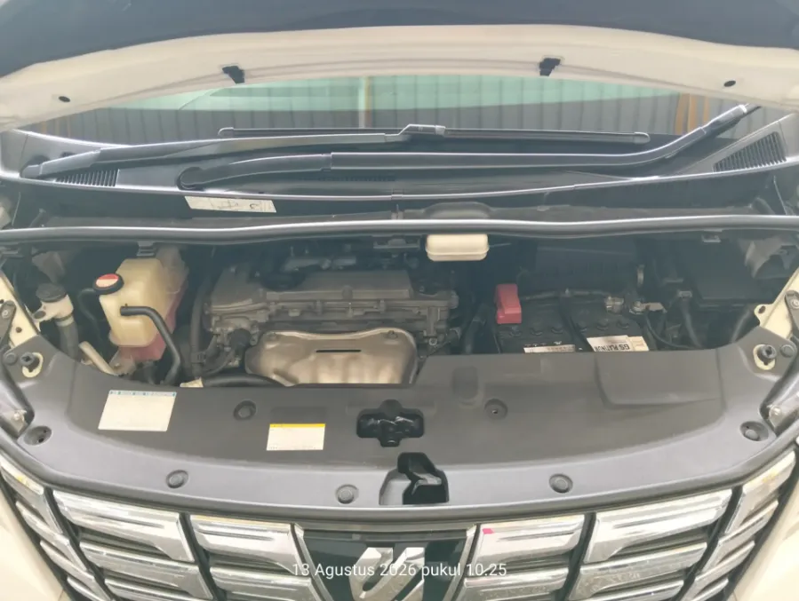 Foto Mobil Bekas Mesin Toyota Alphard 2.5 G tahun 2016